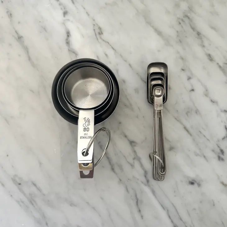 STAINLESS STELL MEASURING CUP + SPOON SET