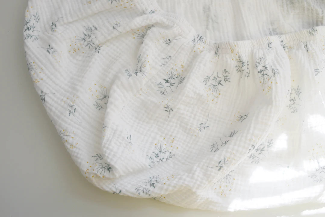 MUSLIN CRIB SHEETS